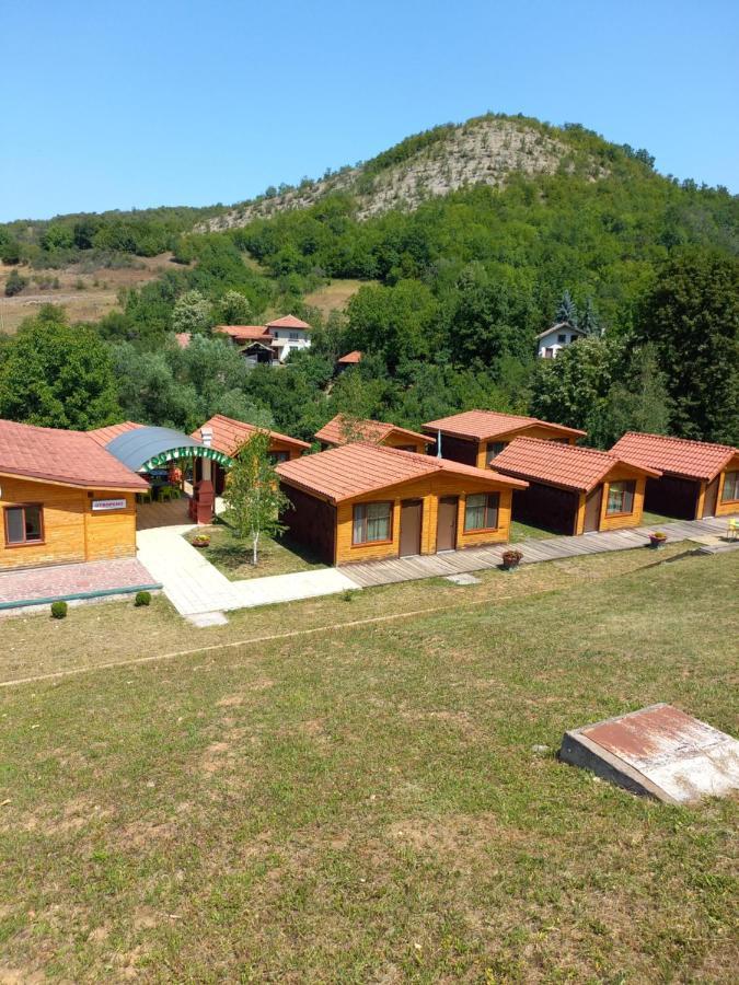 Вилно селище МИРОВЕЦ Maluk Izvor  Екстериор снимка